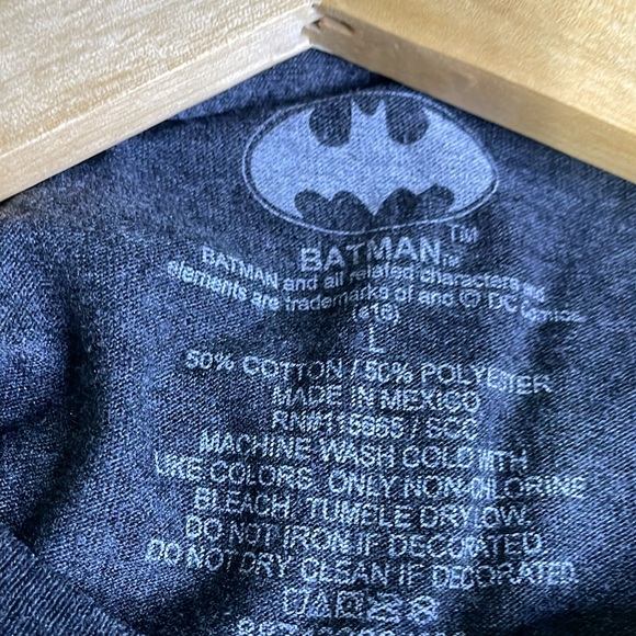 Batman Tee 🦇 - Picture 5 of 5